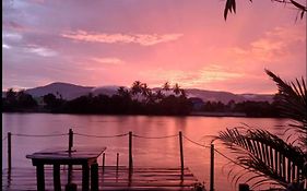 Green Mango Bungalows