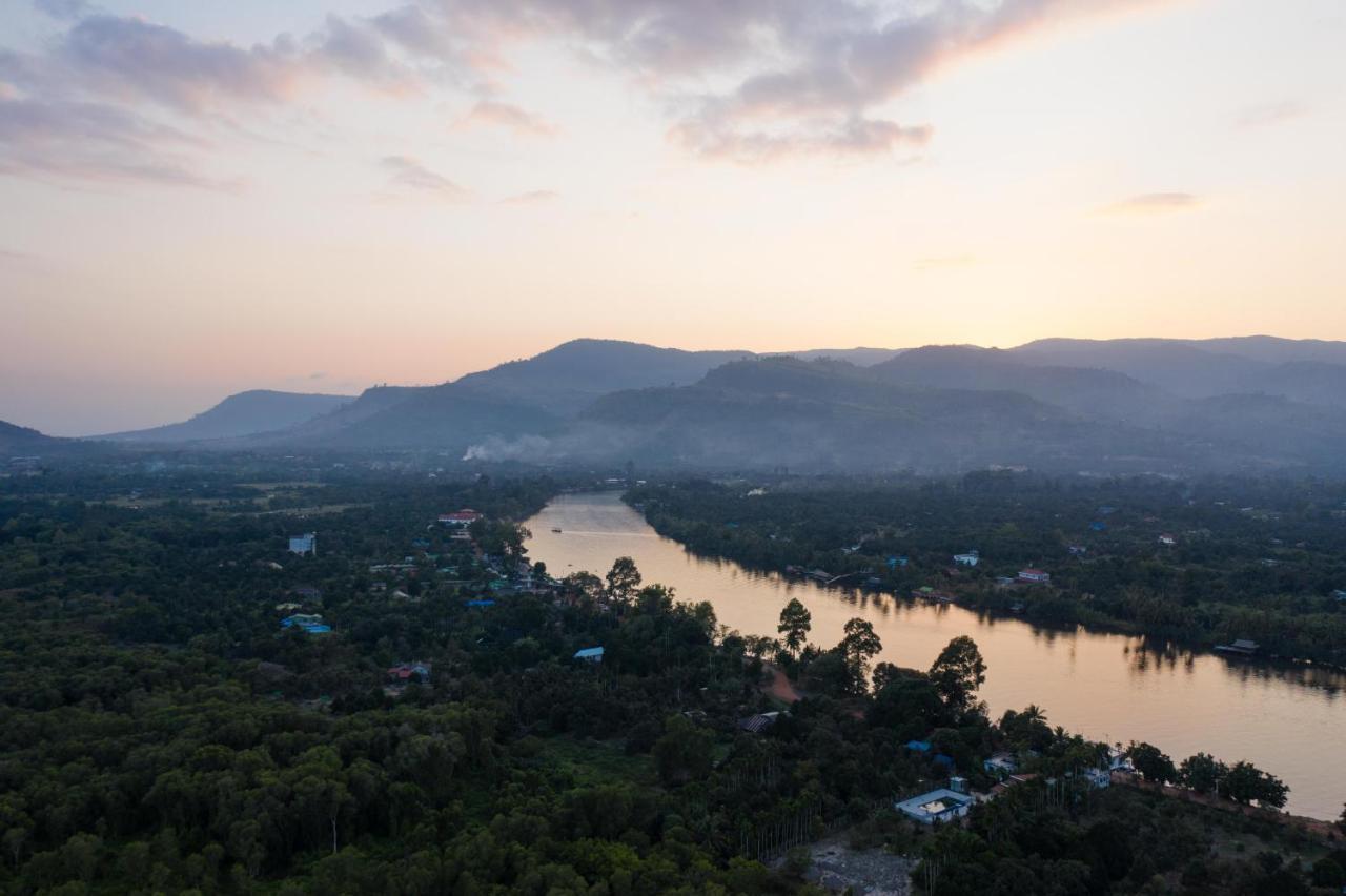 Green Mango Bungalows Kampot Exteriör bild